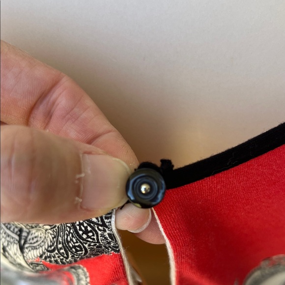 New Chic Red and Black paisley three-quarter Sleeve Dress by Weston wear - Picture 11 of 16